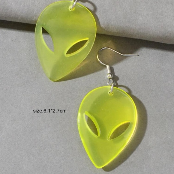 👽 Awesome Glitter Alien Head Drop Earrings 👽 - Picture 3 of 4